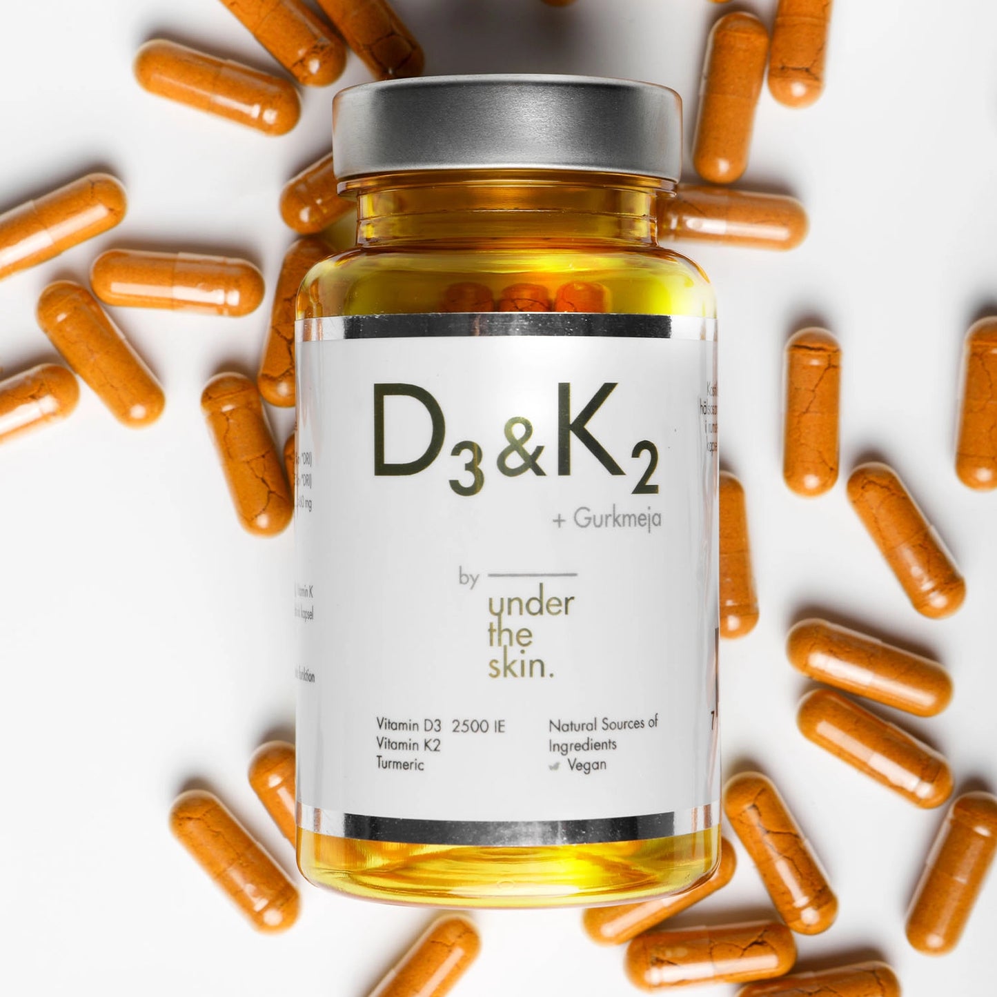 Vitamin D3 & K2 + Gurkmeja.